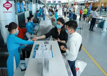 đà nẵng đón khách trung