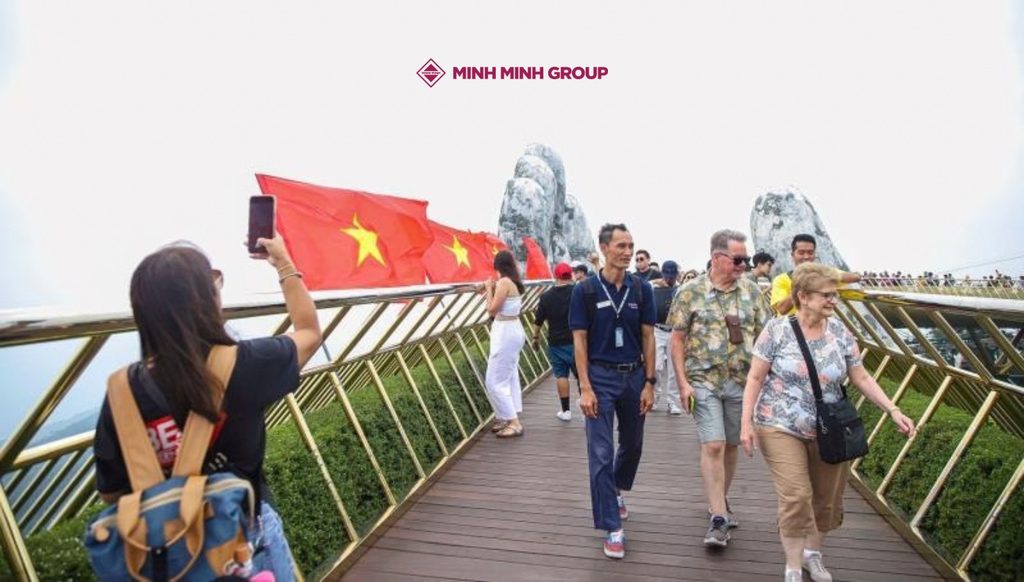 cực tăng trưởng du lịch